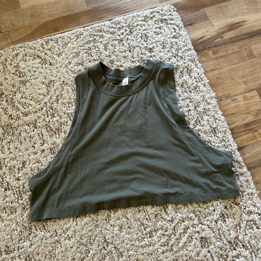 Lululemon Crop Tank